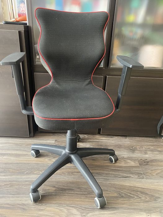 Krzeslo do biurka Entelo 5