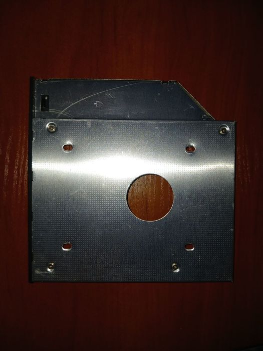 Аксесуари та запчастини для ноутбуку