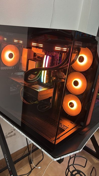 PC Gaming 9800x3d 64gb ram 2tb Grafica 5700XT NOVO 3 anos Fatura