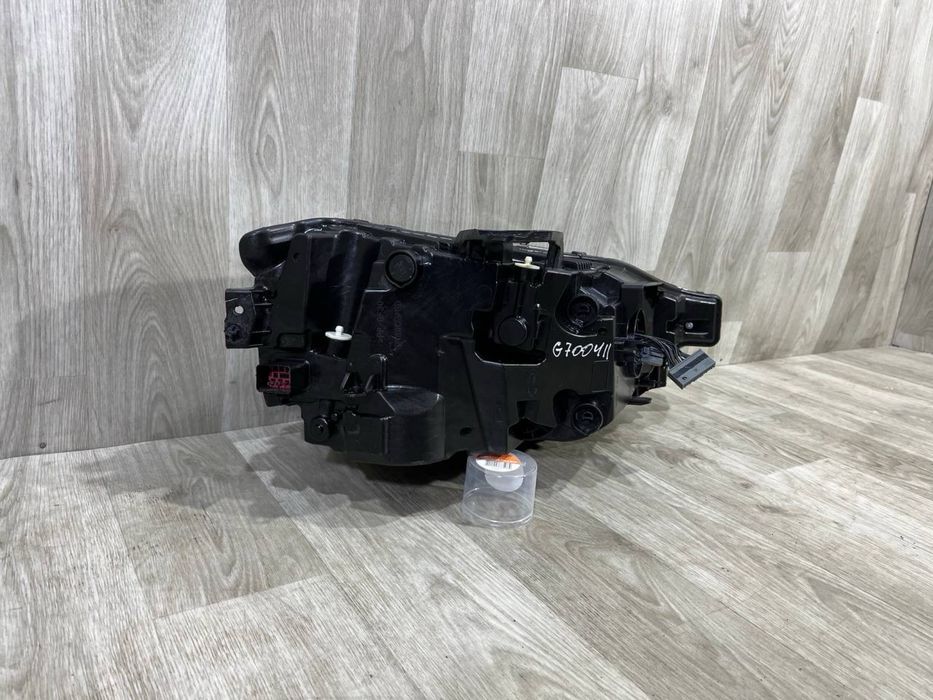 Фара передняя левая Volvo XC60 2 / 2021 - 2025 г. \ 32420424