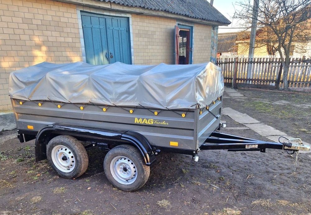 Легковий причіп з нарощеними знімними бортами