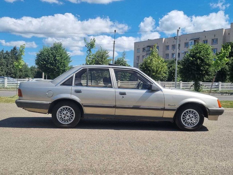 Opel Rekord 1.8 i