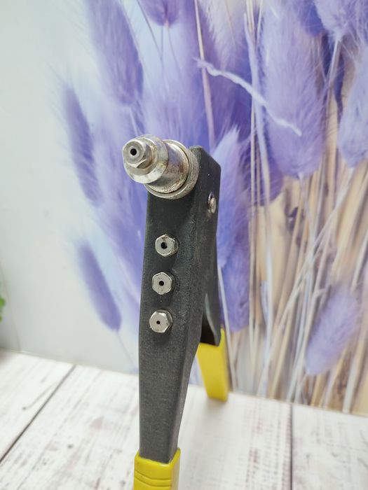 Заклепочний пістолет MASTERTOOL 21-0704