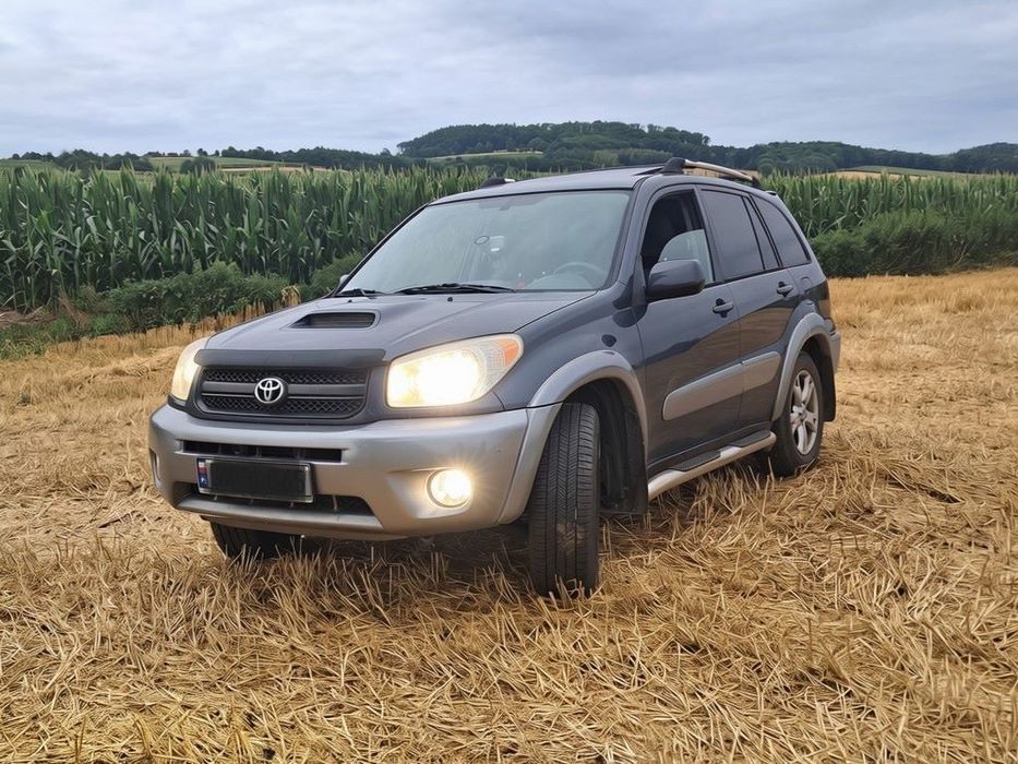 Toyota RAV-4