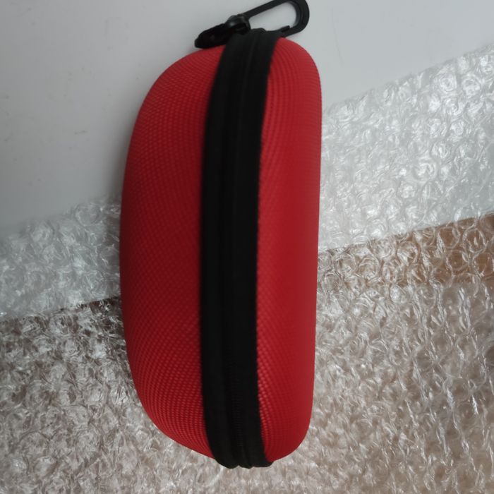 Чохол для окулярів піксель, чорний, червоний