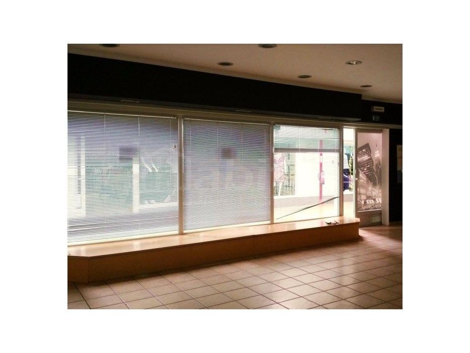 Loja com 95 m2 de BANCO!