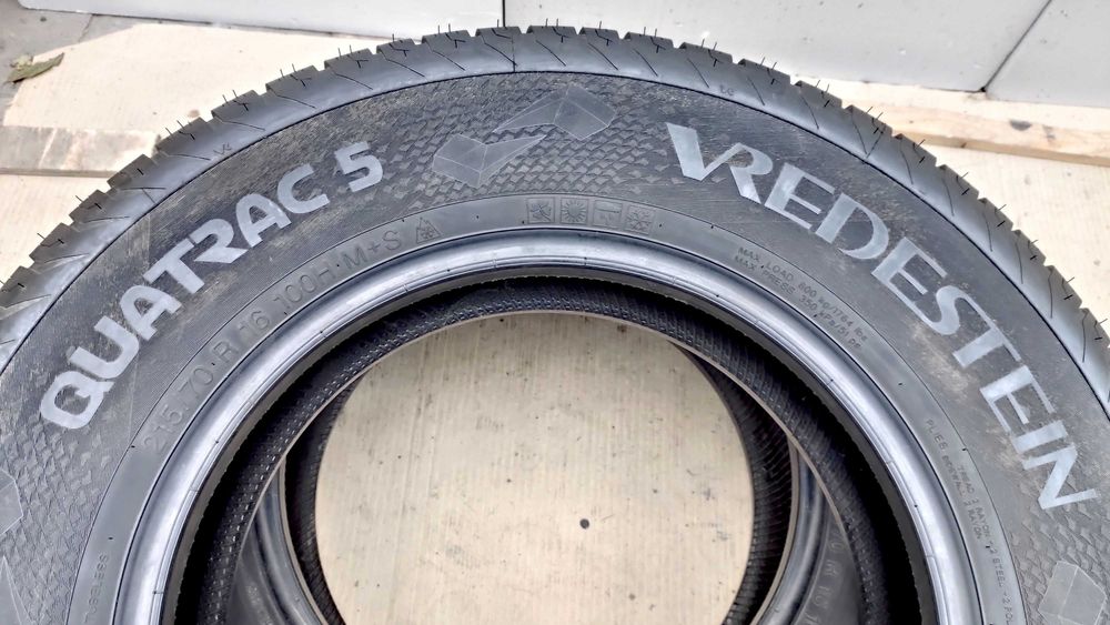 Шини 215/70R16.  Vredestein 95% Нідерланди. Всесезонні
