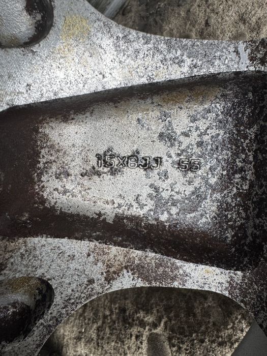 Диски 5/100R15 6J ЕТ55 ЦО56.1 Subaru Skoda wv Audi Fabia Polo Golf