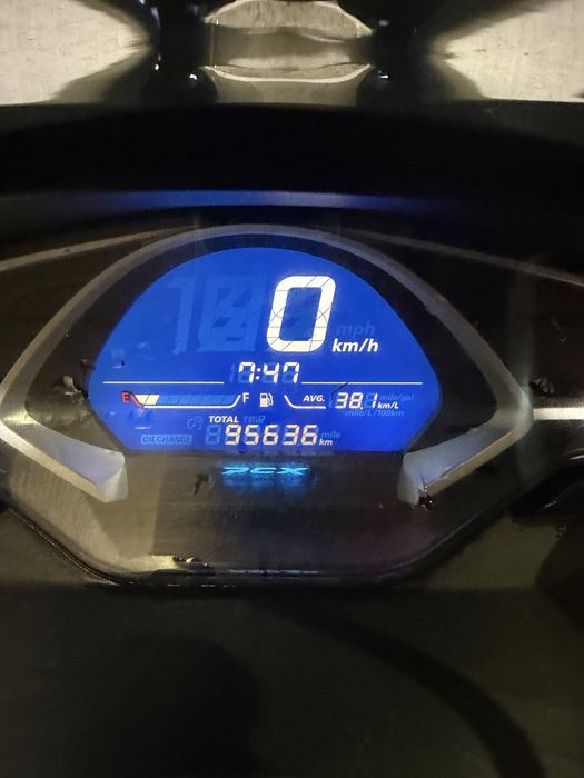PCX 125 honda scooter