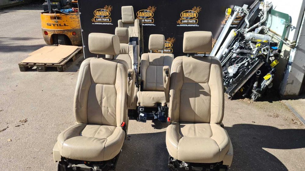 Land Rover Discovery 4 ou 3 Bancos 7 lugares Forras Portas 500€