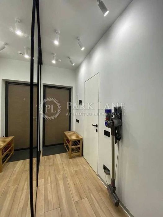 Продаж 1к квартири ЖК Файна Таун Салютна 2/6 метро Нивки