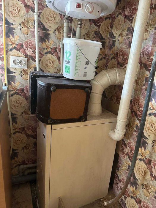 Продаж 1/2 частини будинку в с.Анисів з ремонтом та 7 сотками землі!