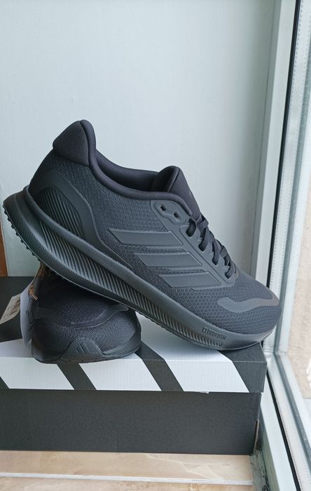 Кросівки Аdidas р.43-44 оригінальні