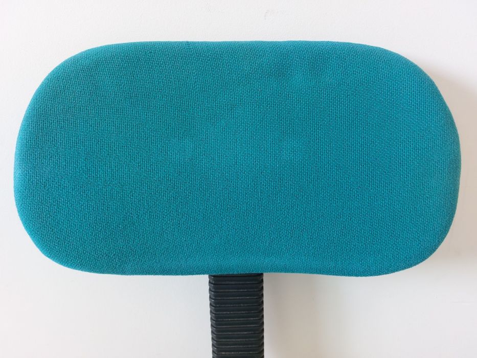 Cadeira de Escritório Infantil Ajustável em Bom Estado