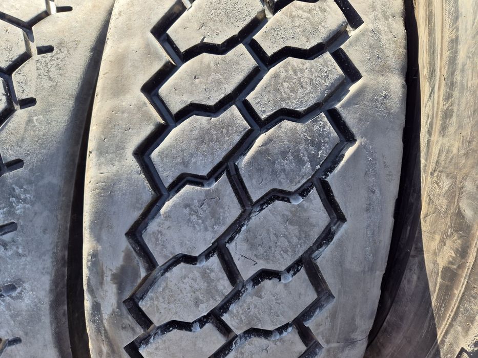 Opony 385/65r22.5