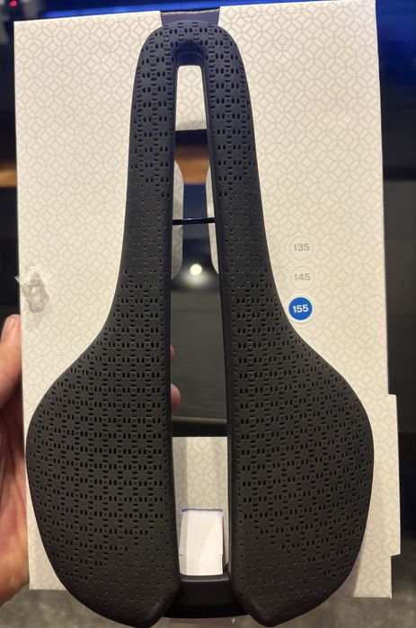 Selim Aeolus Elite Airloom Saddle