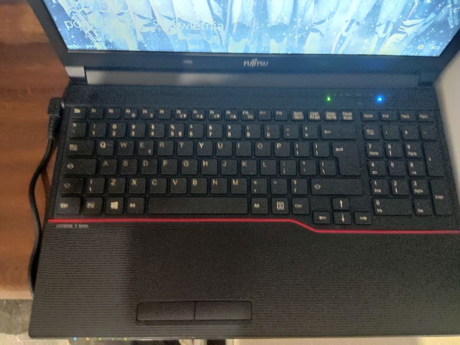 Laptop Fujitsu lifebook E