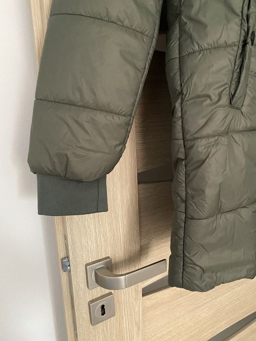 Nowa dluzsza kurtka marki Bench