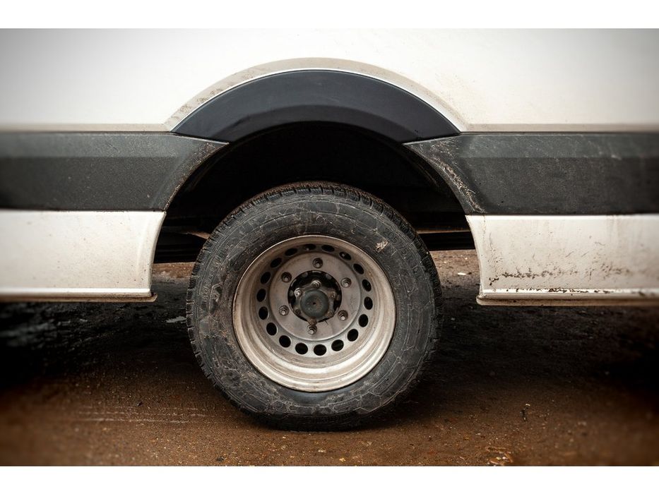 Volkswagen Crafter 2006-2016 рр. Накладки на арки широкі (4 шт, чорні)