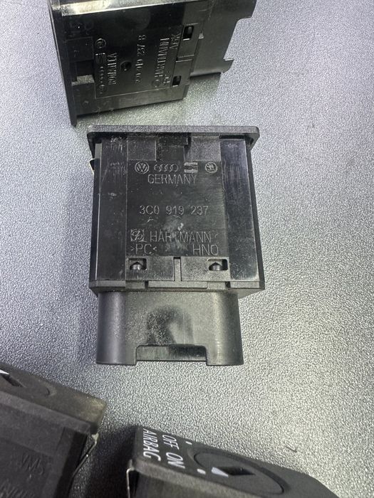 Включатель виключатель Airbag кнопка Airbag Passat B6 B7 CC