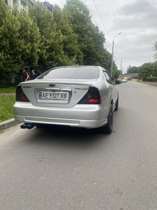 Продам срочно Chevrolet Evanda