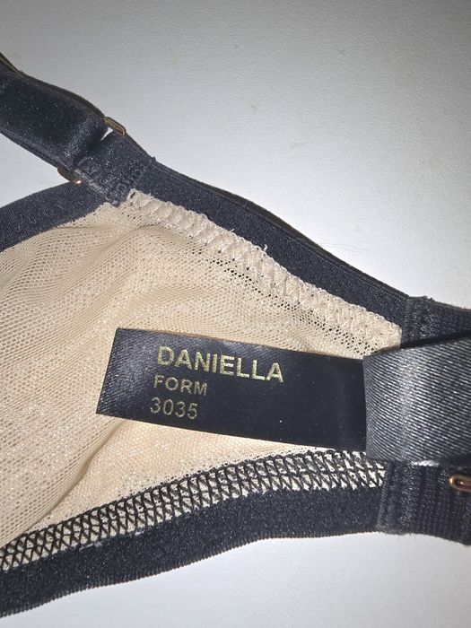 Продам бюстгальтер