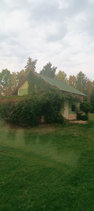 Domek Letniskowy z Prywatną Plażą
