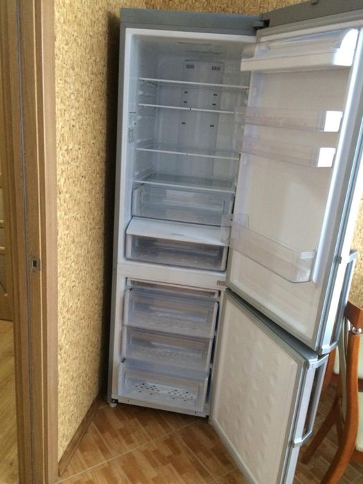 Оренда 2 кім квартира вул Автозаводська 16/16