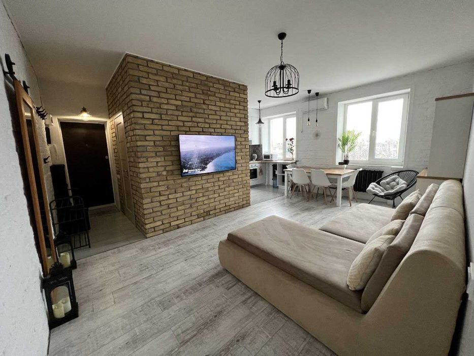 Продаж квартири з ремонтом в Центрі Соборний парк