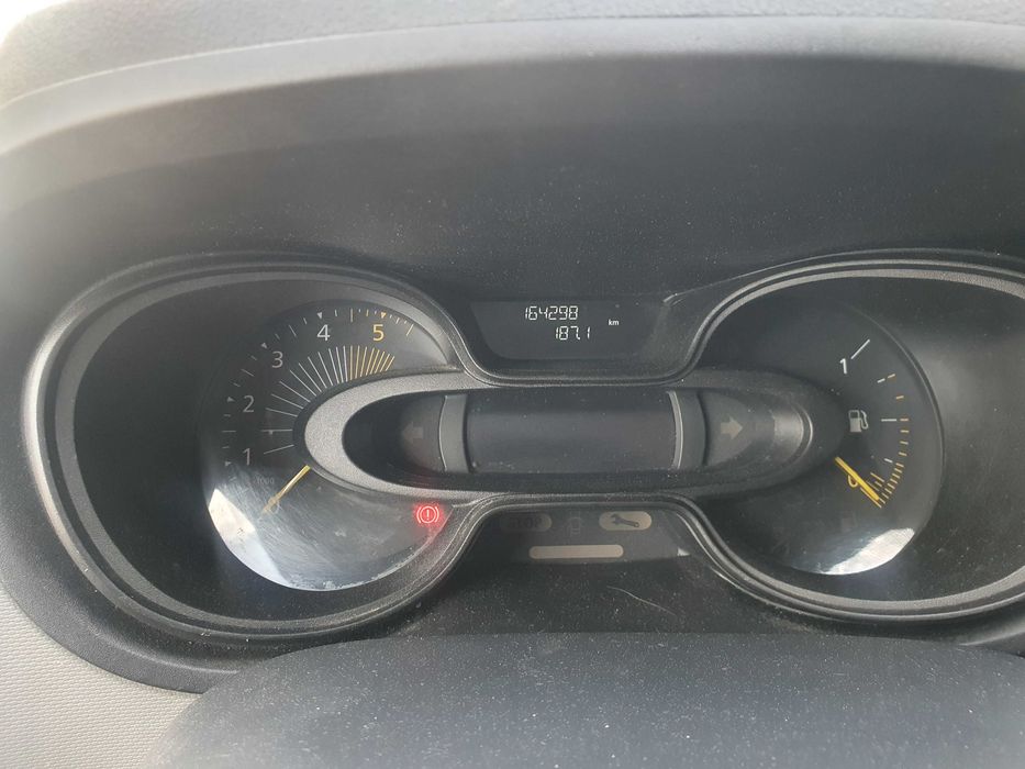 Samochód osobowy Renault Trafik