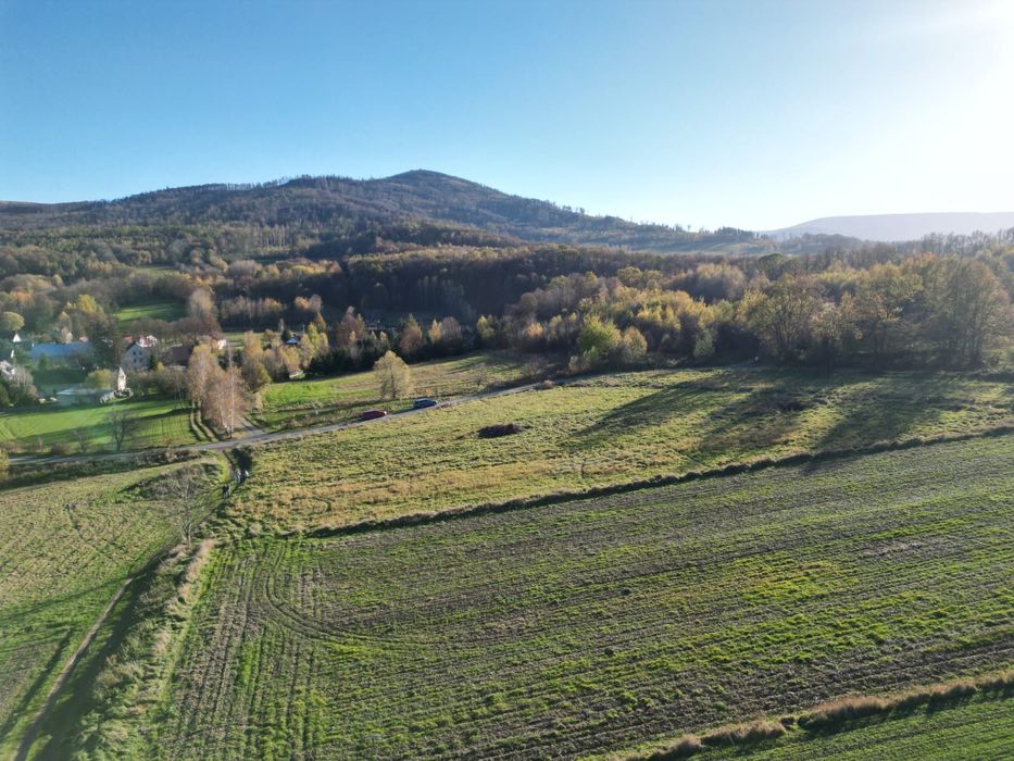 JARNOŁTÓWEK działki budowlane 63 ary.