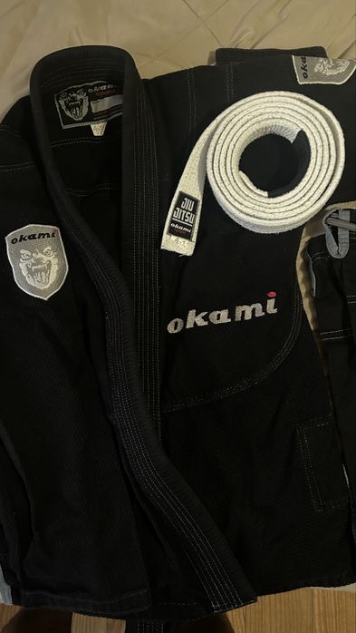 Kimono de jiu-jitsu preto A-1 e A-2
