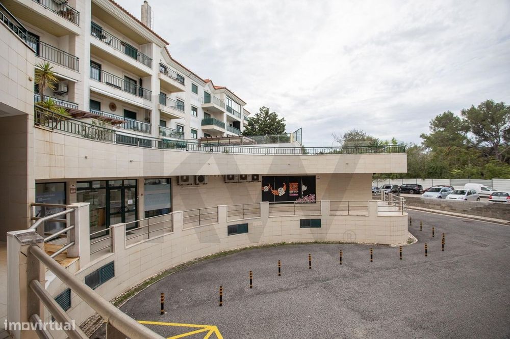 Loja/Escritório com 75m2 para Arrendar - Quinta de São Gonçalo, Carcav