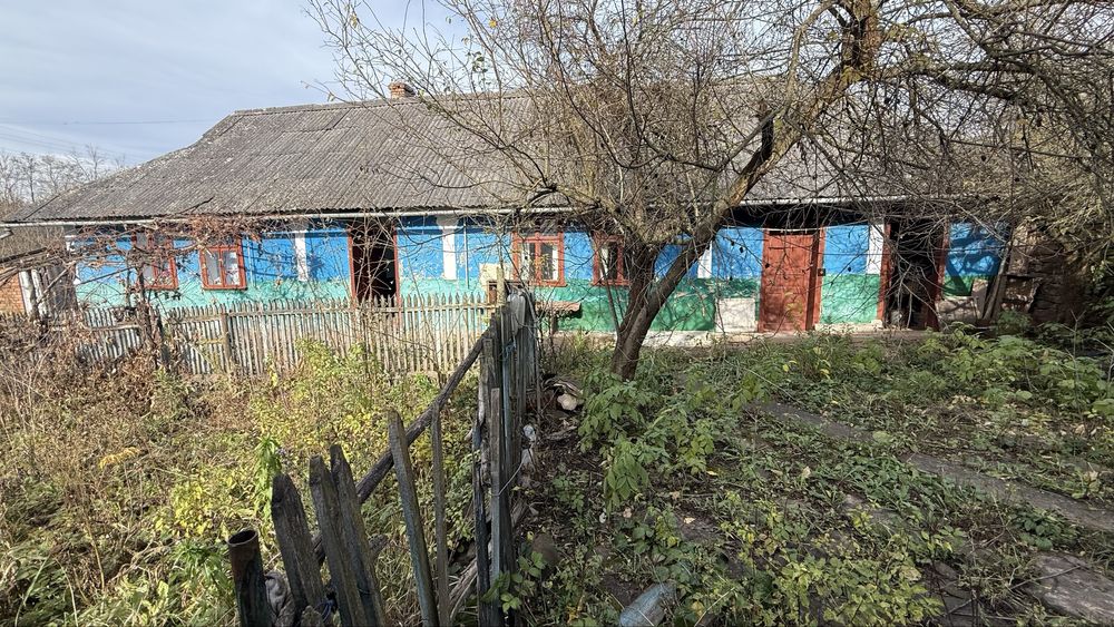 Будинок 73 м² + 25 сот під забудову в с. Раковець. Газ, світло, вода!