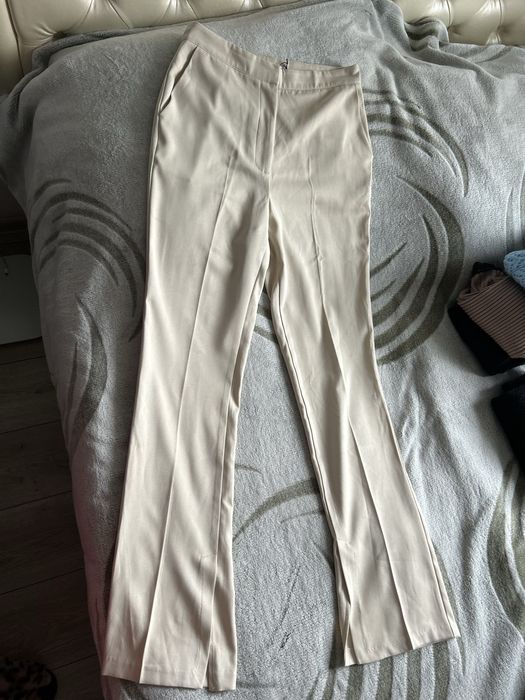Бежеві штани брюки NA-KD 36 розмір нові