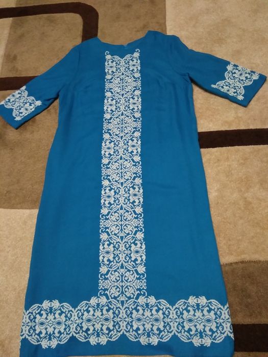 Вишите плаття...