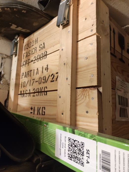 Skrzynie wojskowe w idealnym stanie