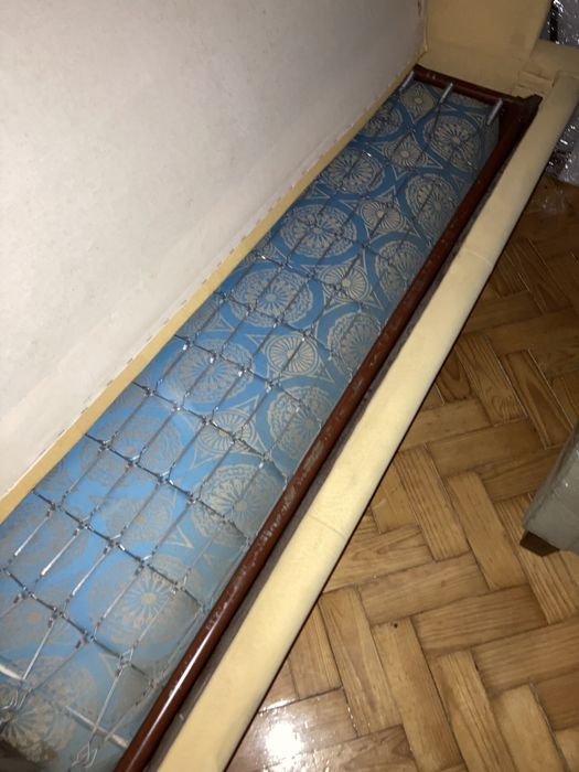 Sofa-cama de 3 lugares.