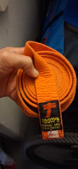 Fatos judo e cintos de criança