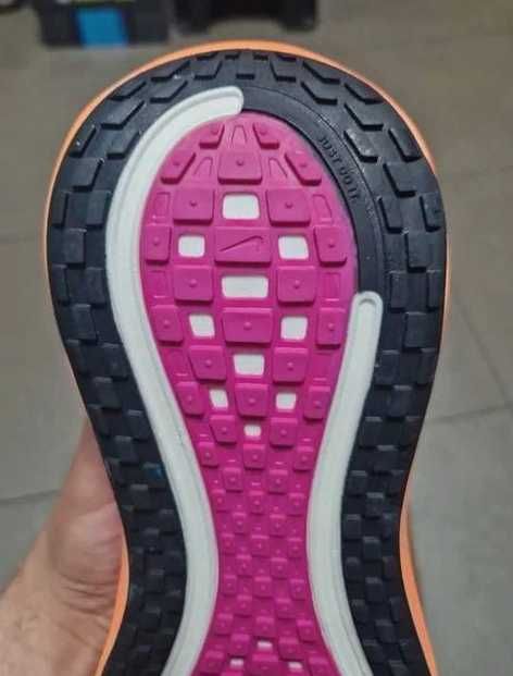 Nike Air Zoom Vomero_Plus R.40