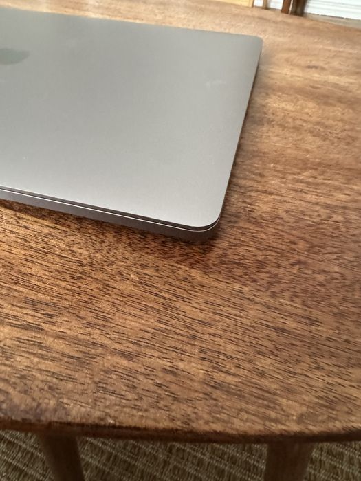 Macbook Pro 16 (2019)