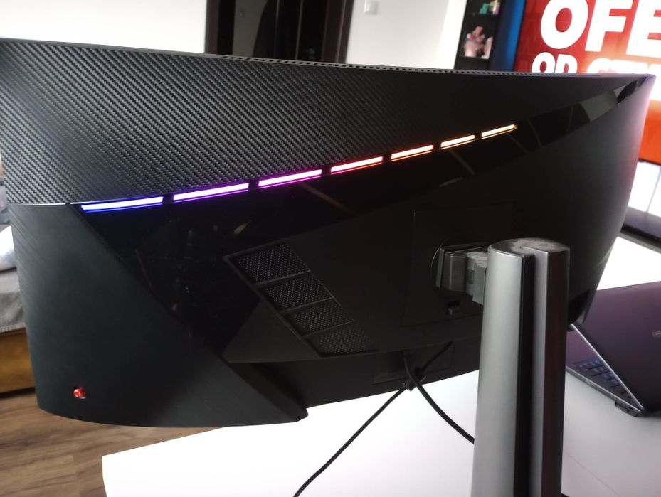 Monitor  MAG345CQR zakrzywiony