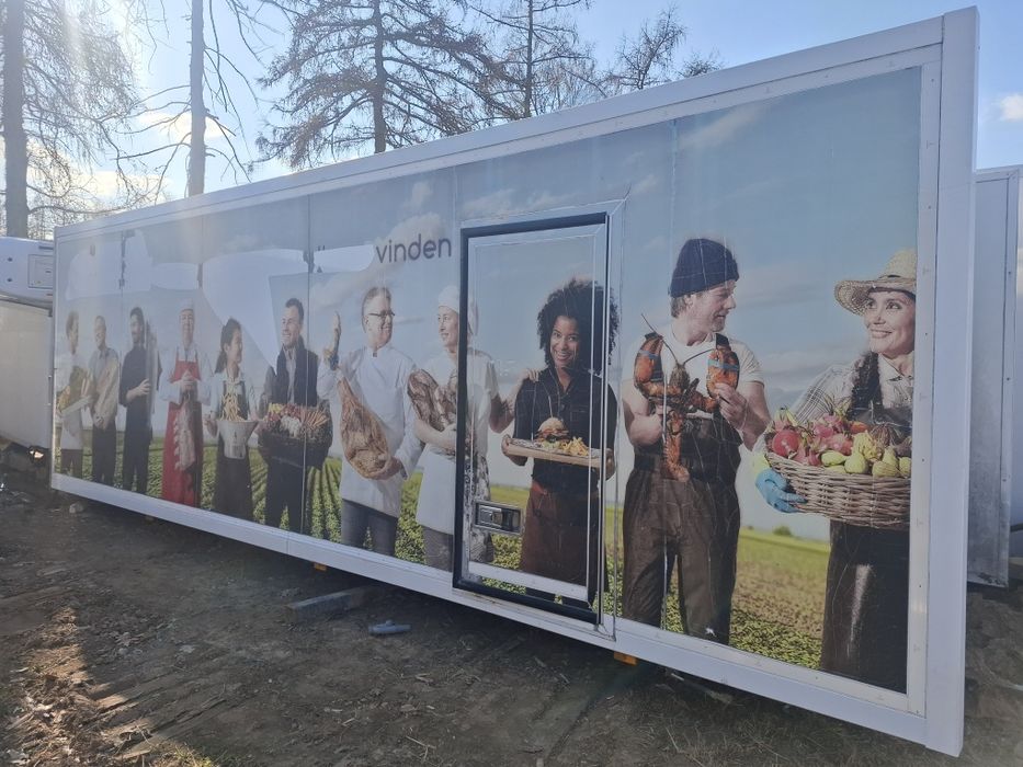 Chłodnia 7.40 pod windę  16rok