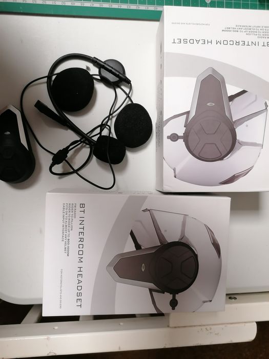 Auriculares capacetes