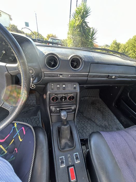 Mercedes-Benz w123 300D