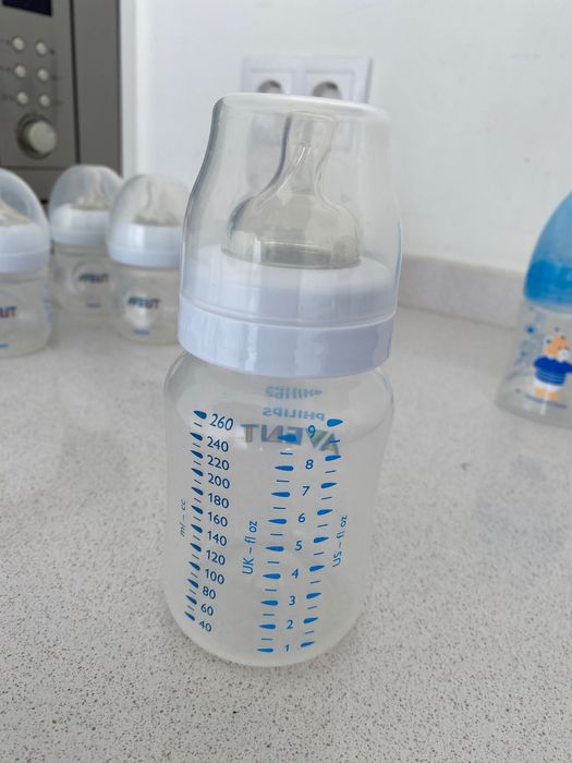 Lotes de 6 biberões Philips Avent e Dodie novos!