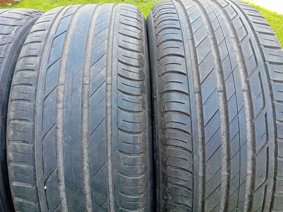 Opony 215/50/18 Bridgestone bieżnik 6mm i 5mm 17 rok F-VAT