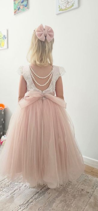 Випускна сукня в садочок