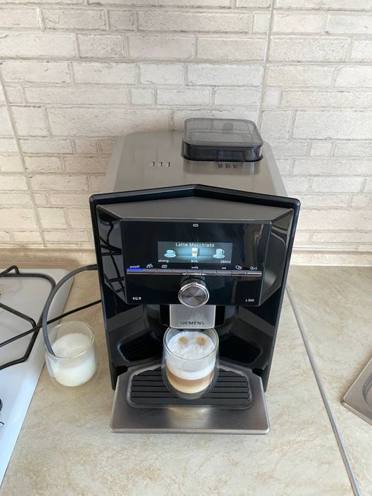 Кавомашина Siemens eq9 s300