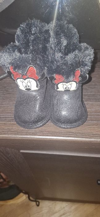 Чобітки уггі Disney Baby